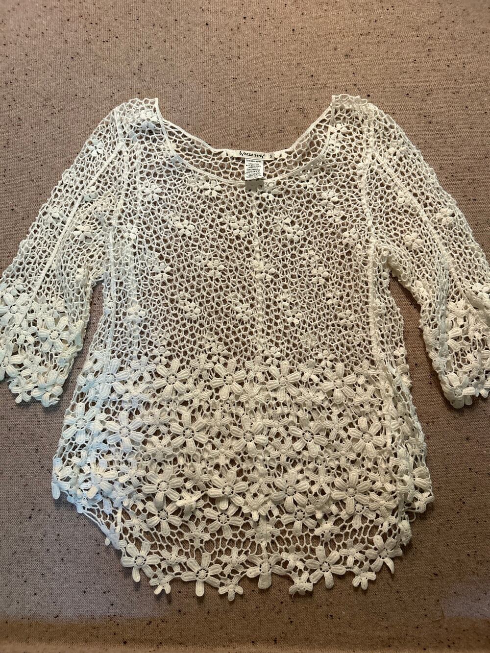 Open Knit Festival Hippie Boho Overlay Crochet Top Small White Daisy
